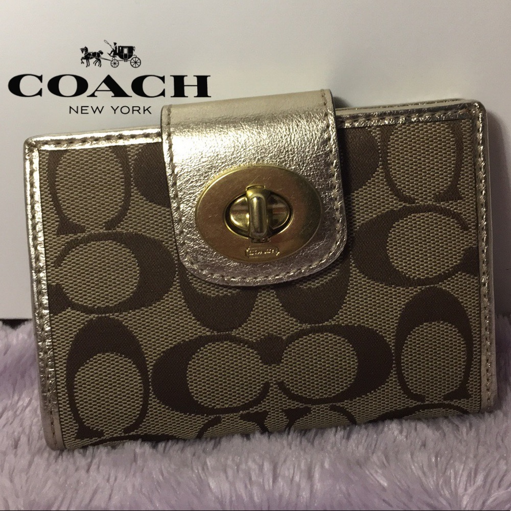 Coach Wallet!!!